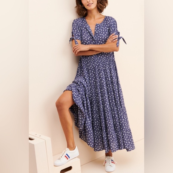 Free People Dresses & Skirts - Indigo Dreams dress Floral Blue Dress